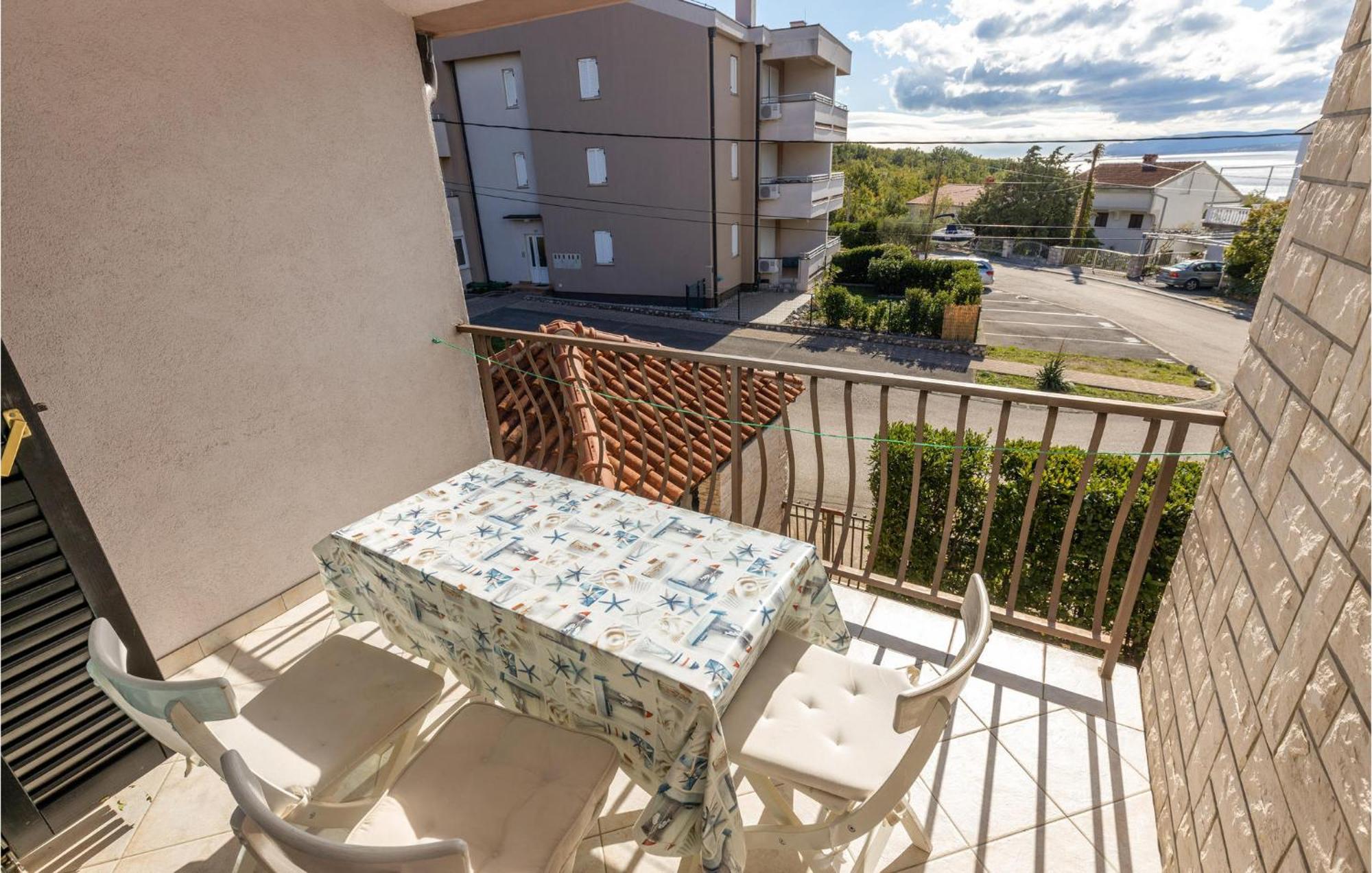 Nice Apartment In Jadranovo With Kitchen Esterno foto