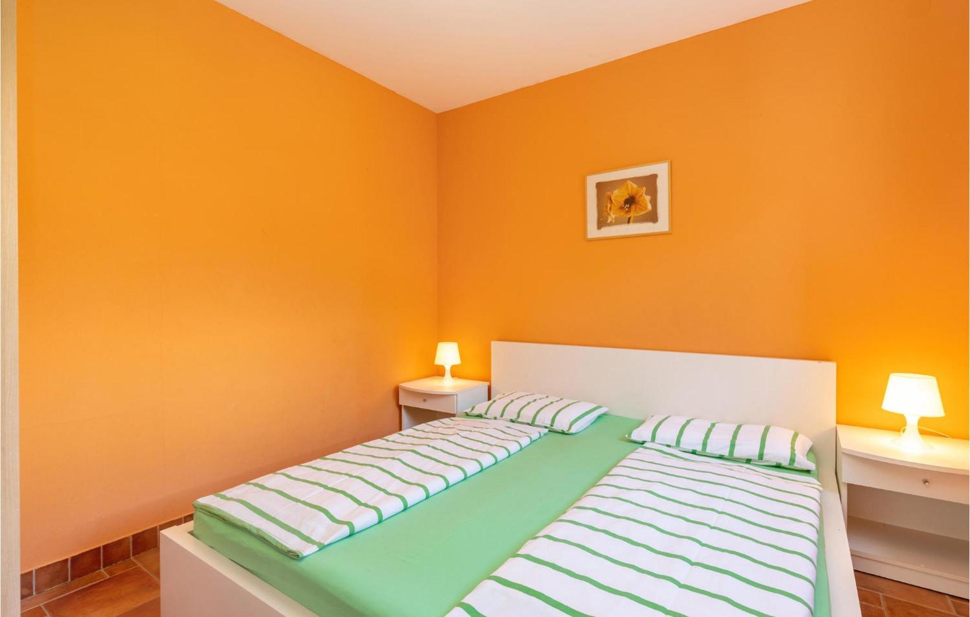 Nice Apartment In Jadranovo With Kitchen Esterno foto